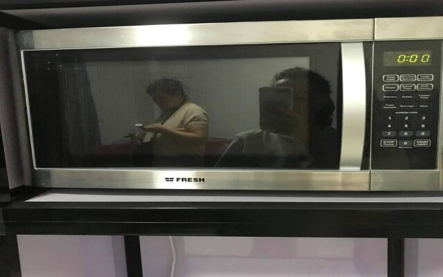 Cozy Pool Level 1-bed Apartment