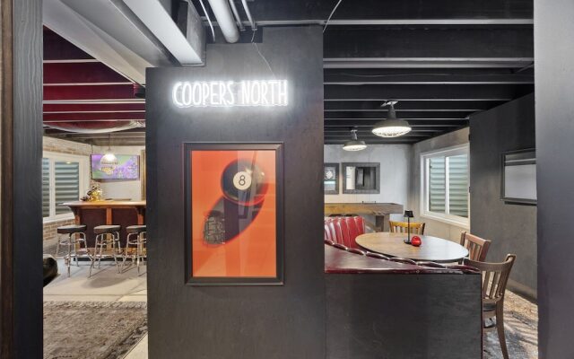 Coopers North in Old Town – Hot Tub & Pool Table!