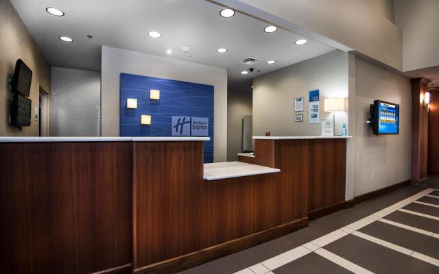 Holiday Inn Express & Suites Conway by IHG