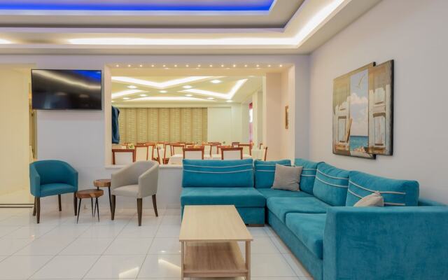 Denny's Inn Hotel