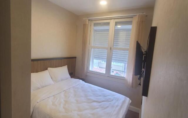 Valens Boutique Hotel