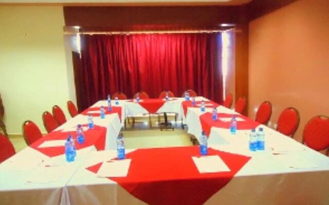 Jamia Central Hotel