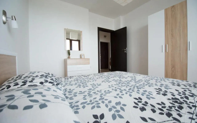 Sunrise Apartments