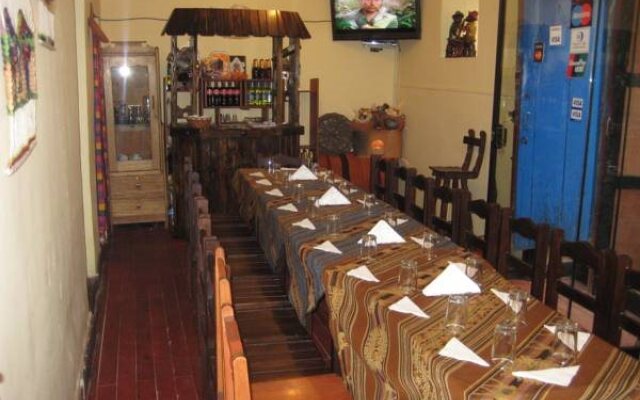 Casa Hospedaje La Sambleña