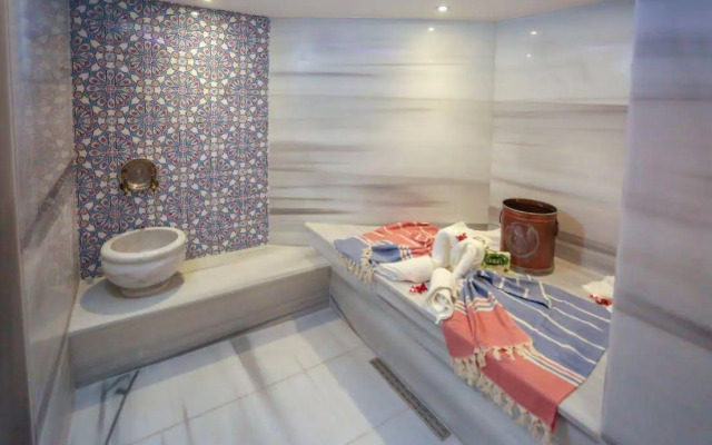 Four Seven Hotel