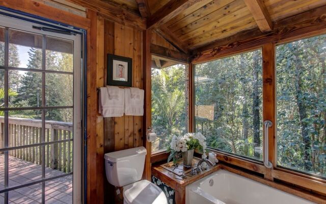 Peace Of Paradise 1 Bedroom Cabin by RedAwning