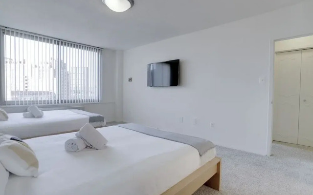 Stylish & Spacious 2BR in Crystal City