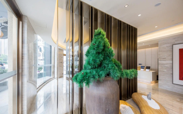 Ji Hotel (The Bund Shanghai, East Jinling Road)