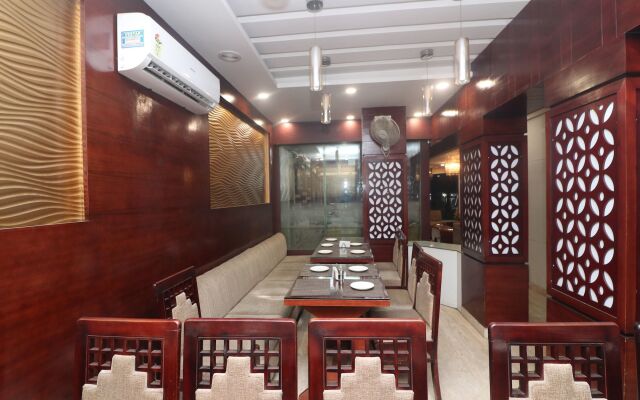 Collection O 28628 Hotel Himgiri Residency
