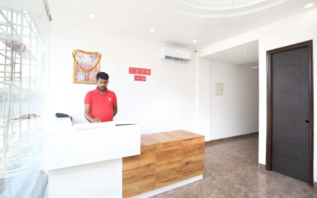 OYO 15486 Hotel New Diamond