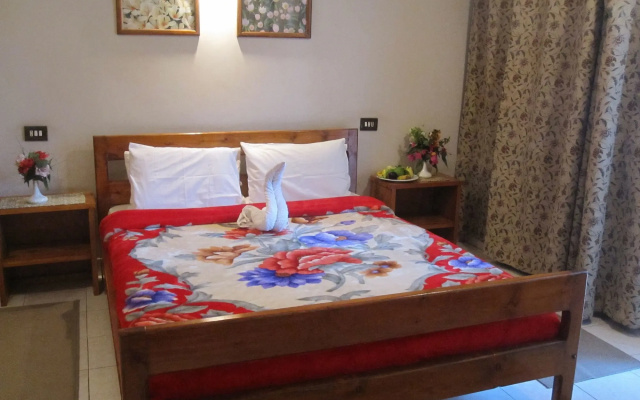 Amon Hotel