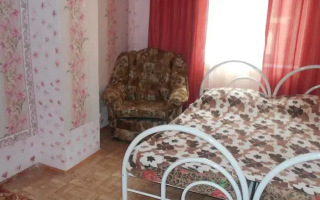 На Улице Ореховая Роща