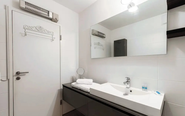 Sandi Luxury Apartment