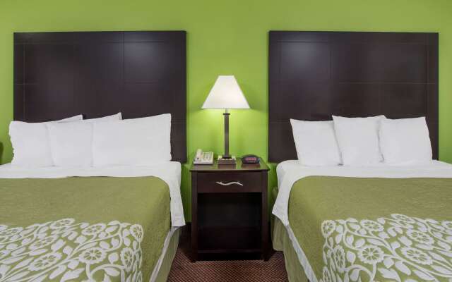 Days Inn by Wyndham Calvert City/Paducah East