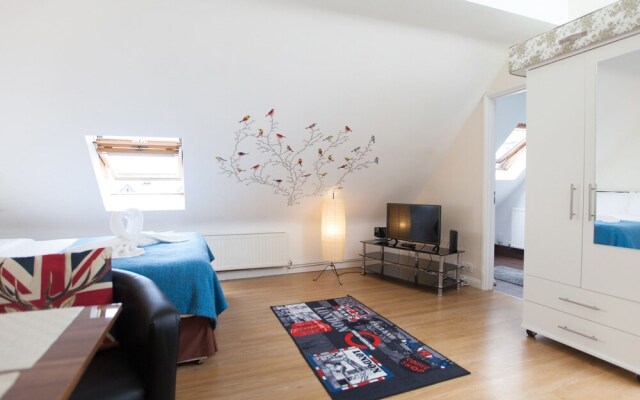 Private Studio in Harrow Flat 3