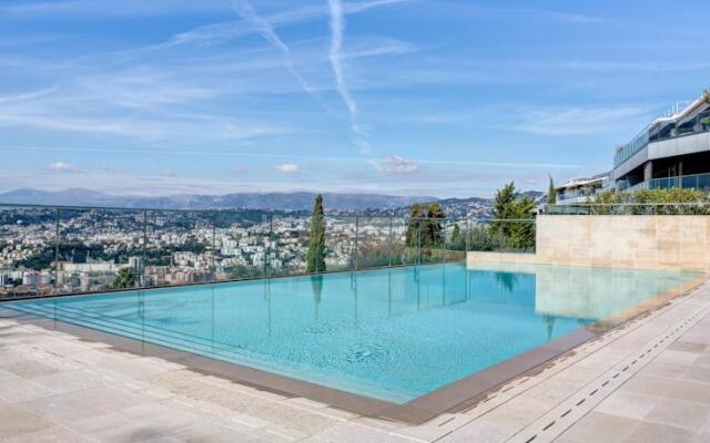 Squarebreak - Stunning view over Nice