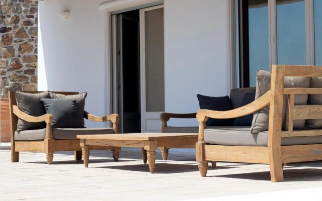 Mykonian Icon Villa