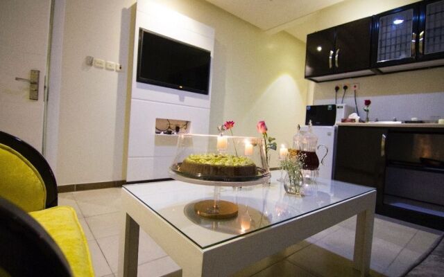 Aram House Hotel Apartments