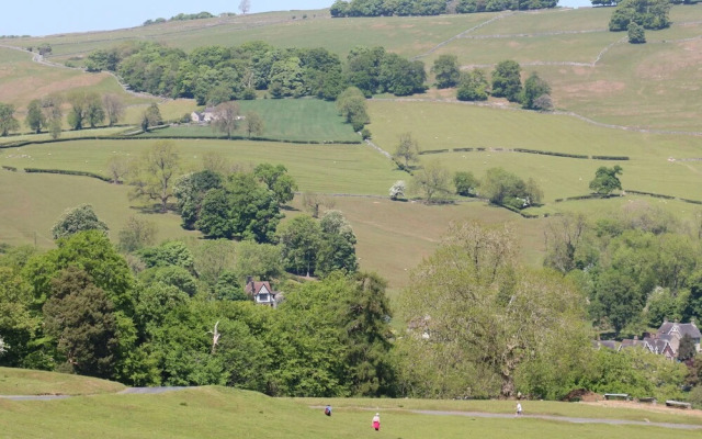 Manifold Dale