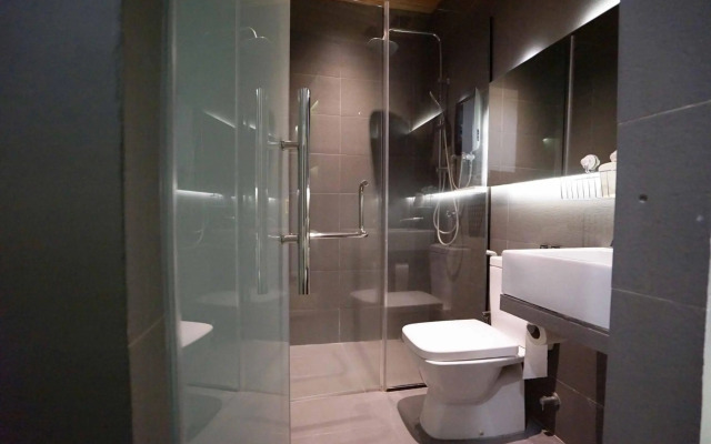 Chaos Boutique Hotel