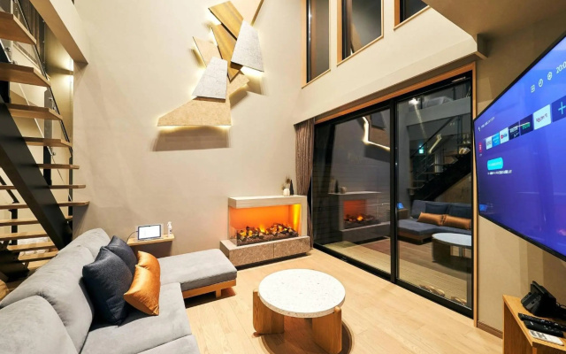 Rakuten STAY VILLA Hakone Sengokuhara North Wing 104 BBQ Terrace with Massage Chair capacity of 10 persons – Guest Rooms – Hakone
