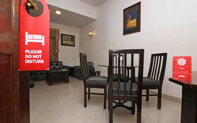 OYO 14837 Hotel Uberoi Anand