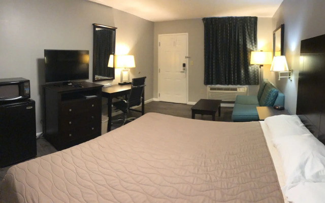 Deerfield Inn & Suites