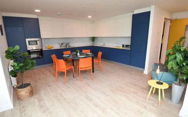 Yugo Explore - Lee Point