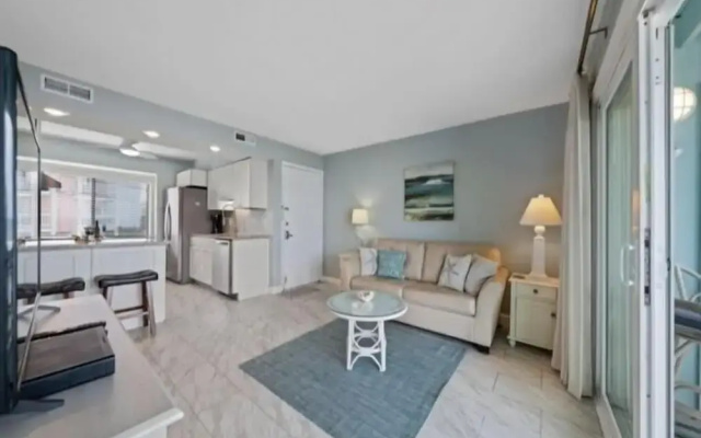 Beach Bliss 1 Bedroom Condo by RedAwning