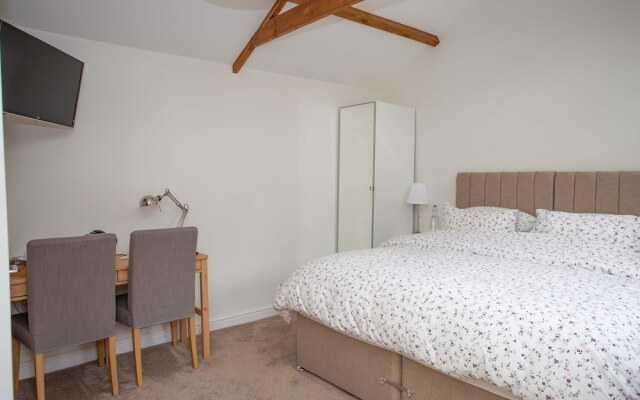 Forge House Yaxham Bed & Breakfast