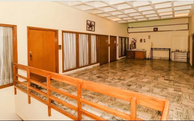 OYO Premium Sector 26 Madhya Marg