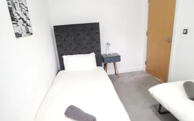 2 Bedroom 2 Bath Apartment, sleeps 4, Town Centre