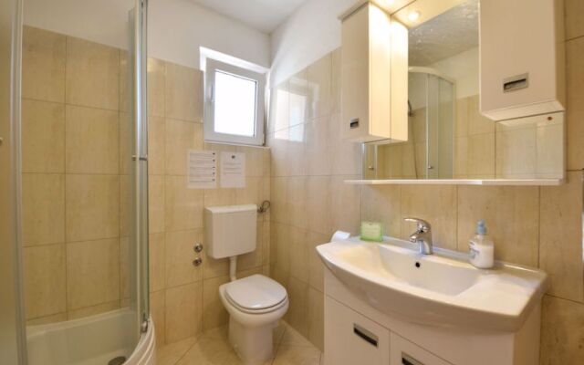 Apartment Milin Murter/Jezera 11983