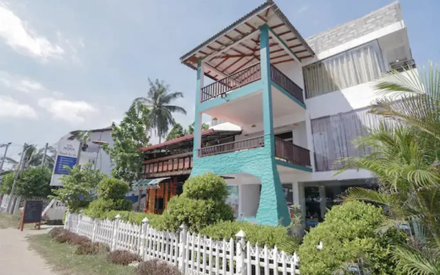 OYO 512 Agra Lanka Beach Resort
