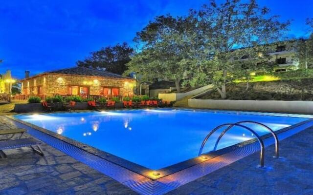 Hotel pool bar Tsigoura