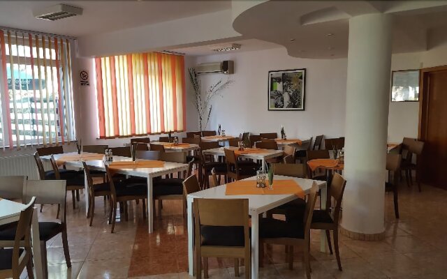 Vila Coral Mamaia