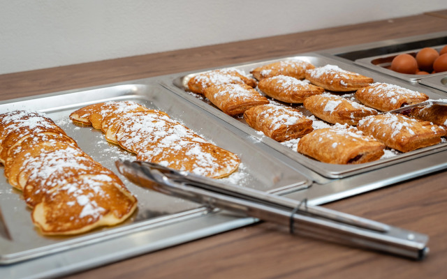 Crystal Hotel by Family Pride Inn Feodosia