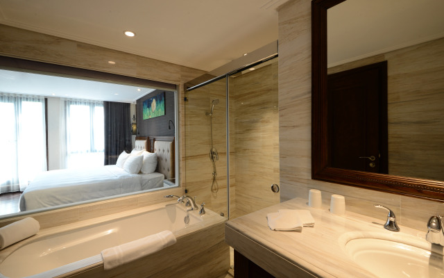 The Chi Boutique Hotel