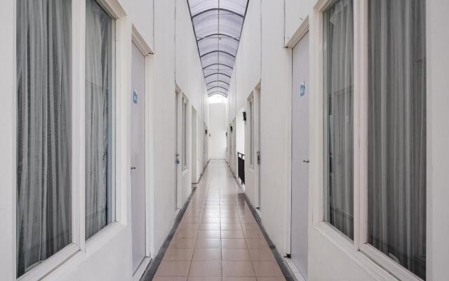 OYO 3788 Bellinn Kost Exclusive