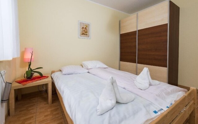 Apartinfo Center Apartments