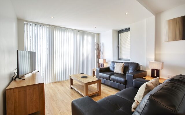 Colne Lodge By Esa