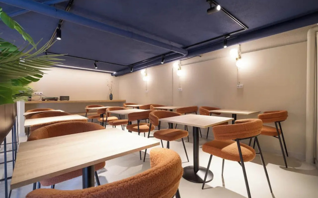 Lapa Diplomatic Suite&Flat by FeelLisboa