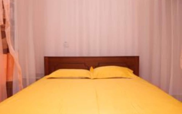 Distinctions Gardens Guest House