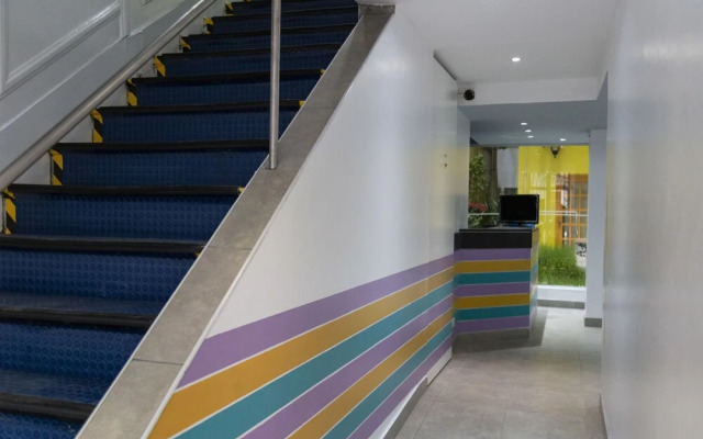 Master Hostel Borges