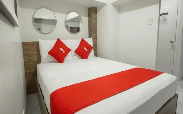 Circuit Hostel by OYO Rooms