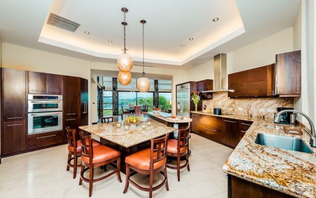 Casa Pericos 5 Br home in Peninsula Papagayo by RedAwning