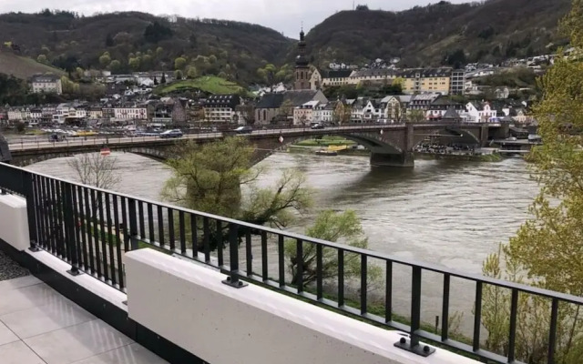 Penthouse Moselle Jewel I