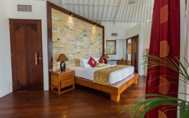 Batu Karang Lembongan Resort & Spa