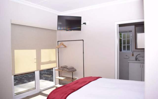 Outeniqua Inn