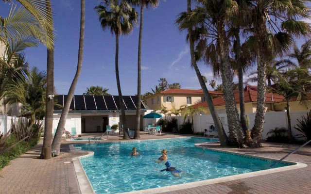 Capri by the Sea by All Seasons Resort Lodging